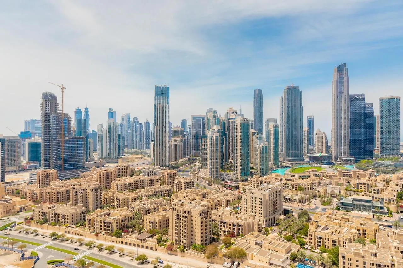 Boutique Living - Burj Views - Renovated Apartment Dubai 0*,