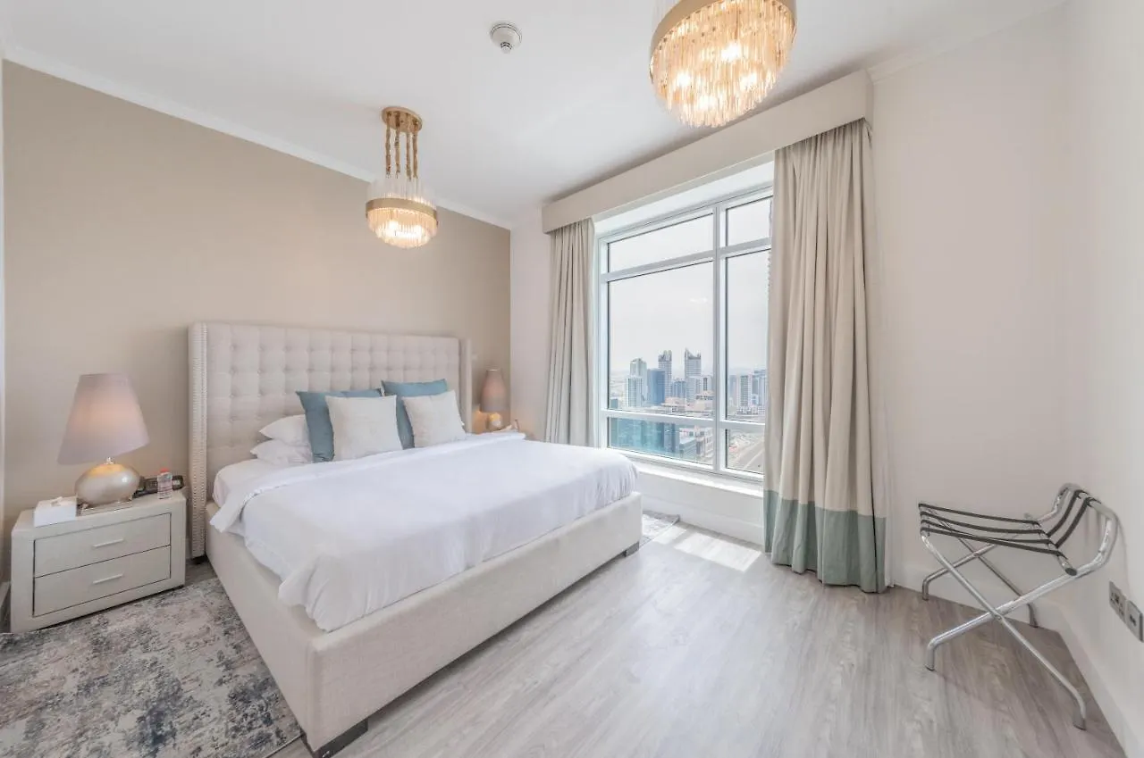 Boutique Living - Burj Views - Renovated Apartment Dubai