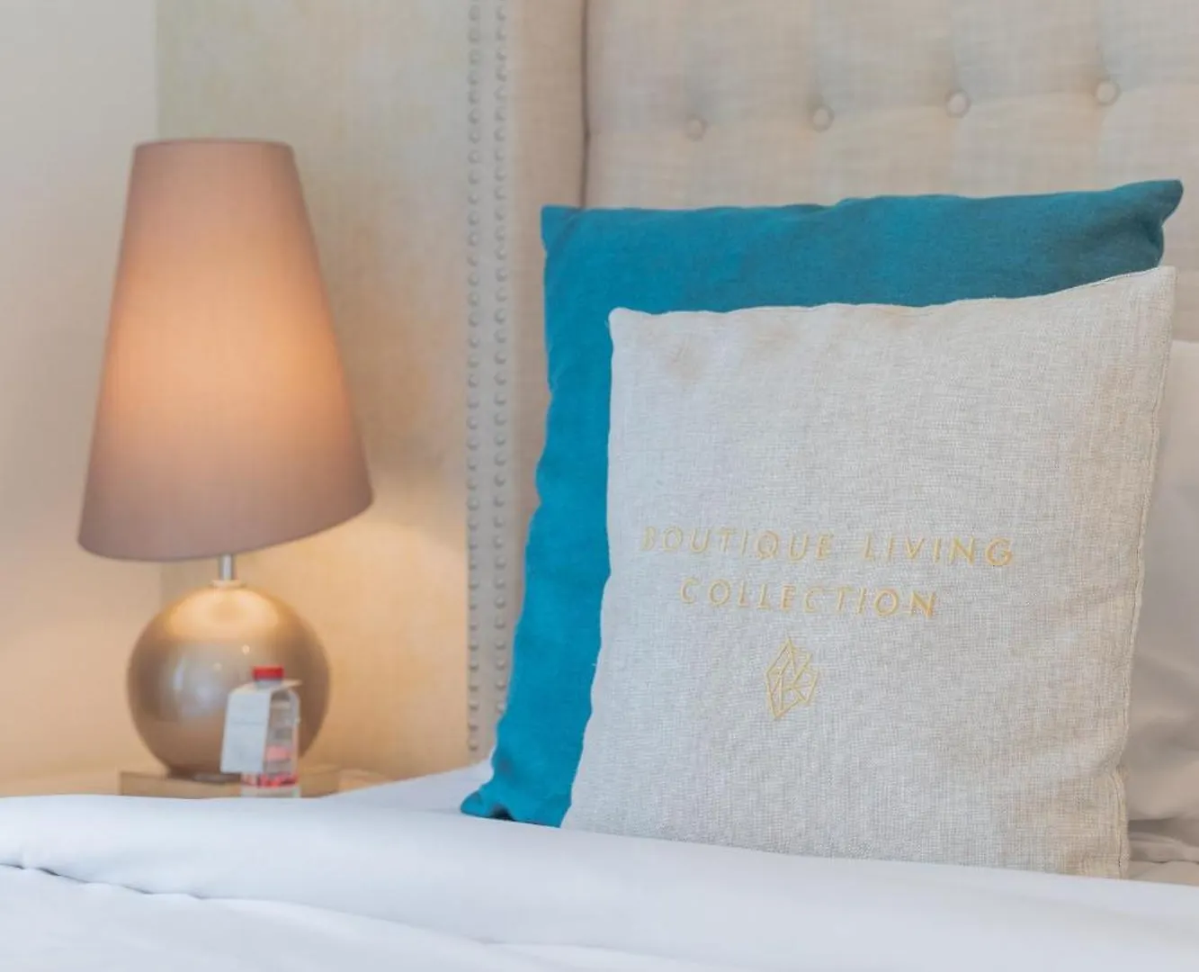 Boutique Living - Burj Views - Renovated Apartment Dubai 0*,