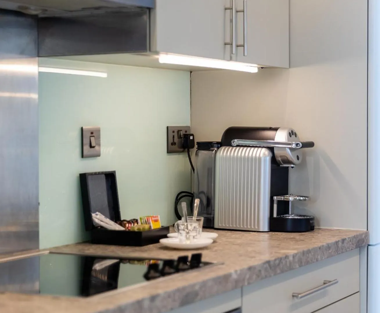 Boutique Living - Burj Views - Renovated Apartment Dubai United Arab Emirates